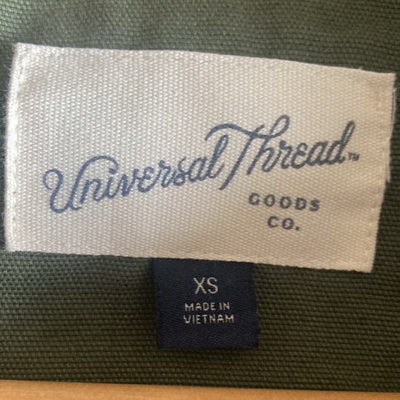 Universal Threads - Picture 5 of 5